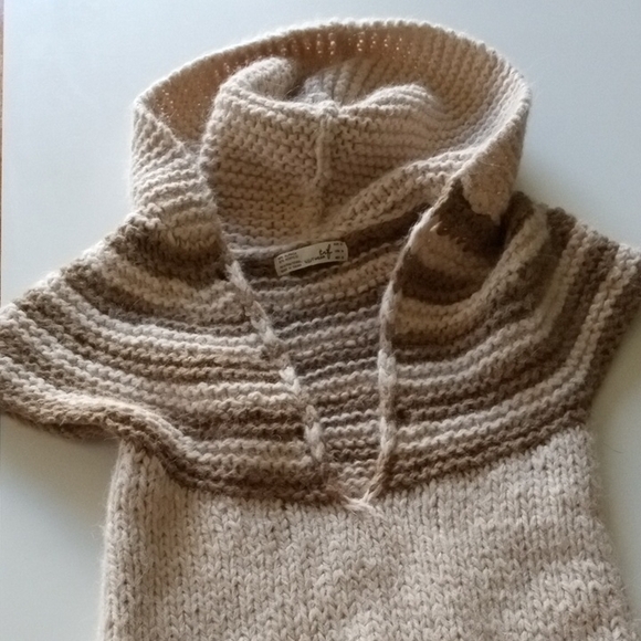 Zara TRF cream and Brown Cap Sleeve V-Neck Sweater Dress Size M - Picture 6 of 8